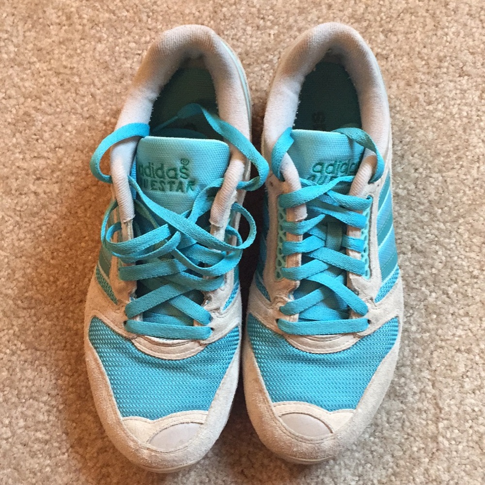 Adidas Questar women’s sneaker